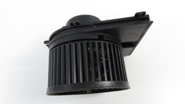 Porsche 911 997 Lüftermotor 99662410702 – Bild 3