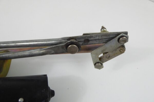 Porsche 911 Scheibenwischer Motor Vorne G-SC Modelle – Bild 6