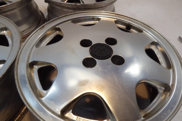 VW Alu Felge Le Castellet 6,5J 15 H2 ET35  357601025G – Bild 13