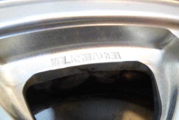 VW Alu Felge Le Castellet 6,5J 15 H2 ET35  357601025G – Bild 6