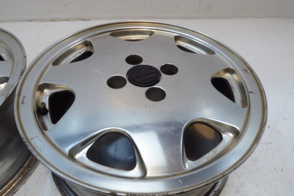 VW Alu Felge Le Castellet 6,5J 15 H2 ET35  357601025G – Bild 10