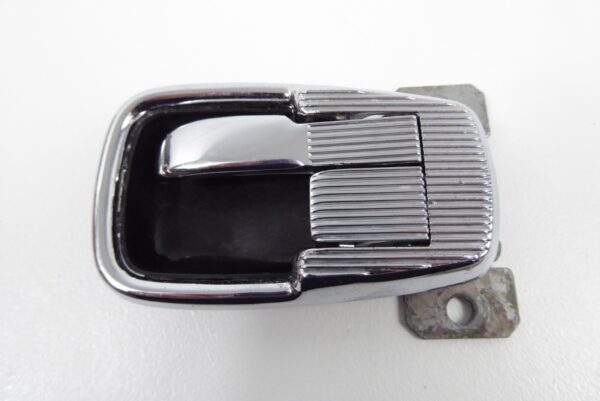 PORSCHE 914 914/6 Türgriff innen Chrom Türöffner 411337097 – Bild 3