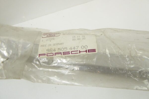 Porsche 911 964 Halteleiste/Stoßstange hinten 96450544700 – Bild 7