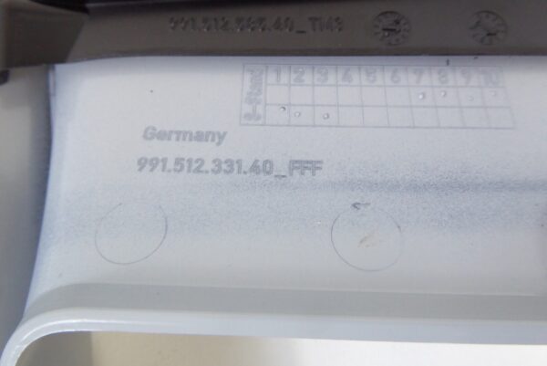 Porsche 911 991 Turbo Spoiler Heckspoiler Gitter Blende 99151258540 – Bild 8