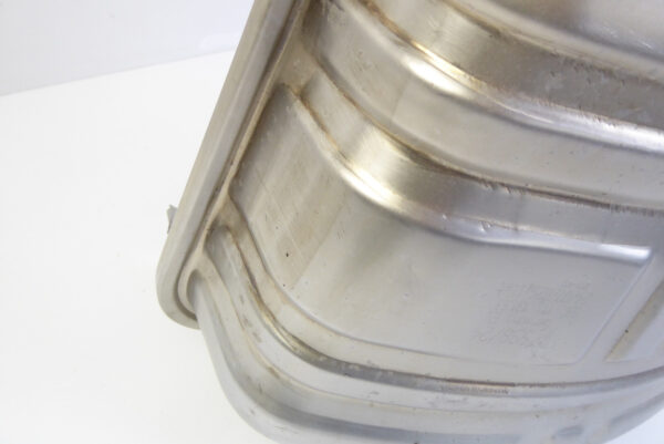 Porsche 911 996  Auspuff Schalldämpfer Rechts Gillet   99611113163 – Bild 11