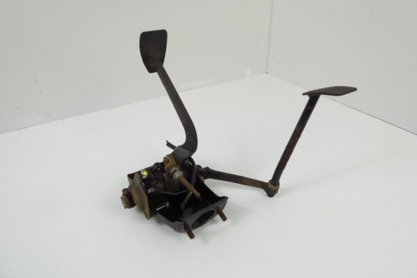 Porsche 911 F bis  2,7 Pedalerie Pedalwerk Original – Bild 6