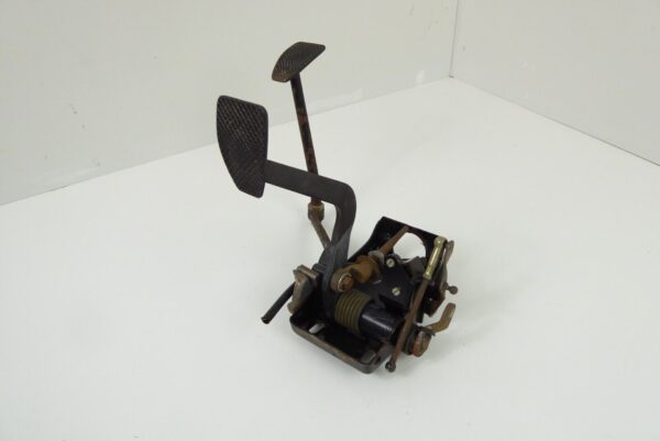 Porsche 911 F bis  2,7 Pedalerie Pedalwerk Original