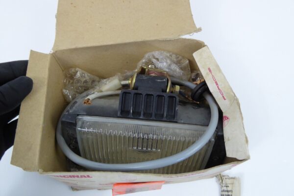 Porsche 911 G-SC  Bosch Nebelscheinwerfer  NOS NEU 91163120603 – Bild 3