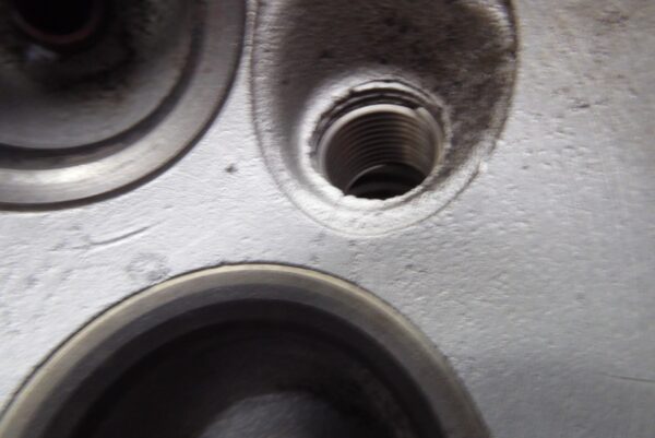 Porsche 911 Zylinderkopf 9011043030R  von 09.1964 im Motor – Bild 5