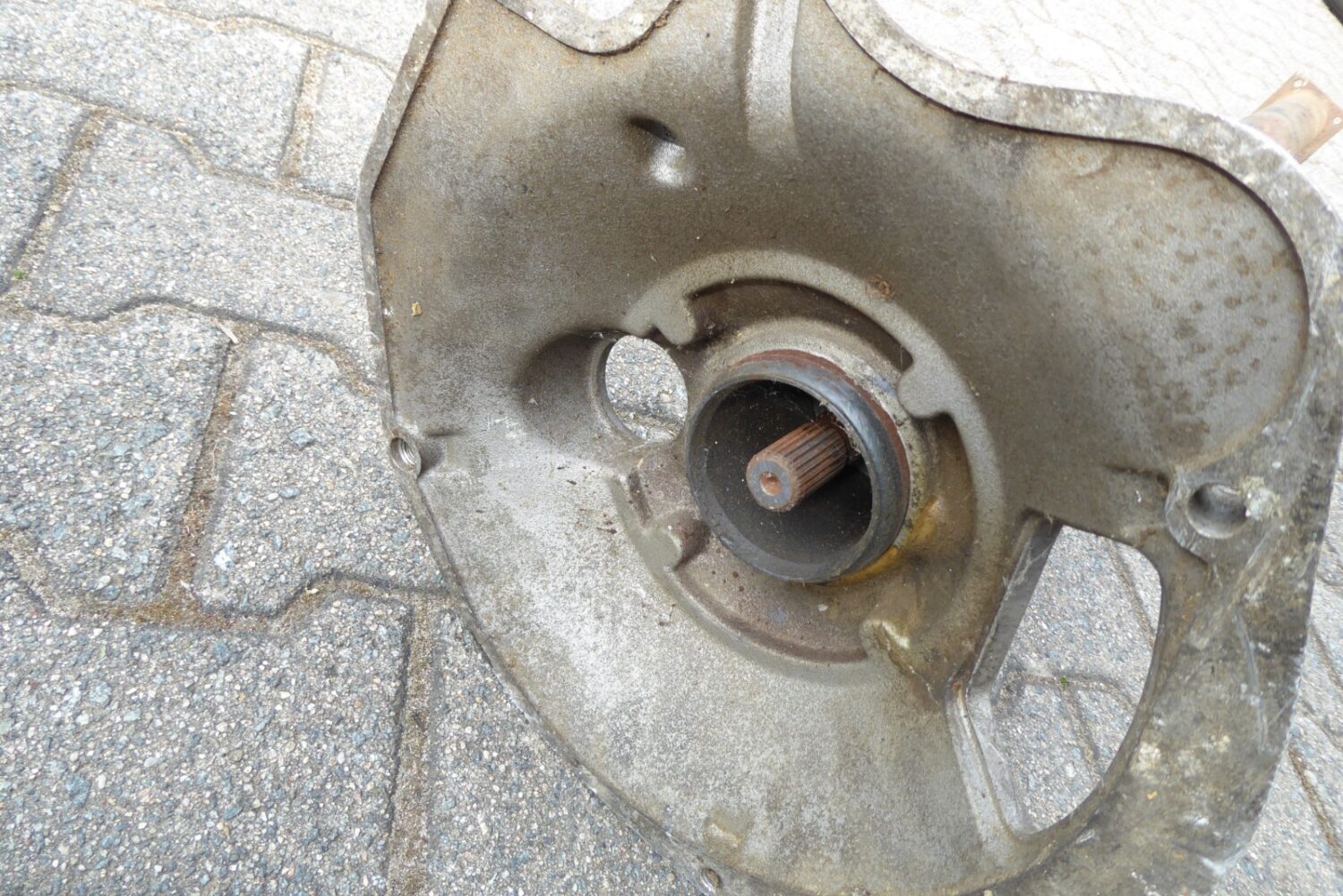 Porsche 924 944 Zentralrohr Kardanwelle Transaxlewelle 477521271F – Bild 3