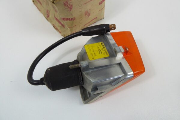 Porsche 928 S Blinker Vorne links 92863142101 NEU NOS – Bild 3