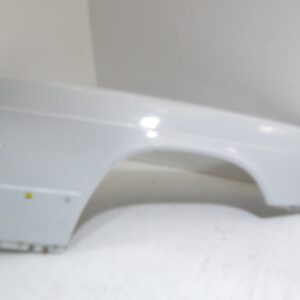 Mercedes E-Klasse W124  Weis  Bj. 84-96 Kotflügel vorne rechts