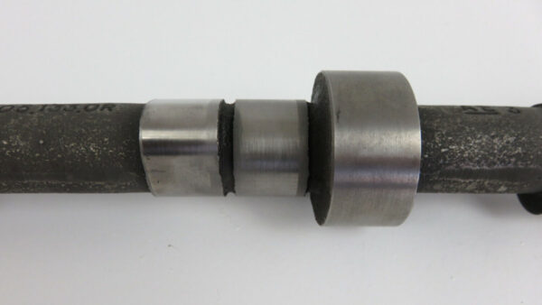 Porsche 911  2.0-2.2-2.4T Modell  914/6 Nockenwelle im Motor-- 9011051330R links – Bild 5