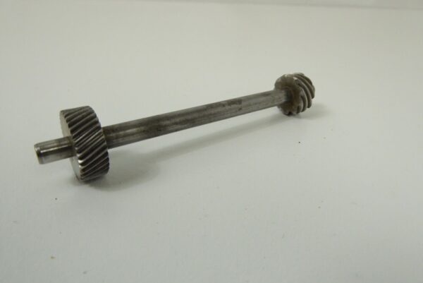 Porsche  911 915 Getriebe Welle  Deckel Hinten 91531803300 Antriebswelle