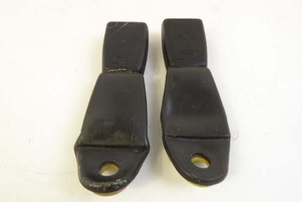 Porsche 911 924 944 968 Gurtschloss hinten Peitsche Gurt REPA 477857739B – Bild 9