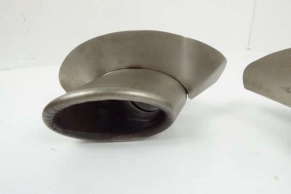 Porsche 911  993  Auspuff Blende Bischoff 99311125250  99311125150 – Bild 4
