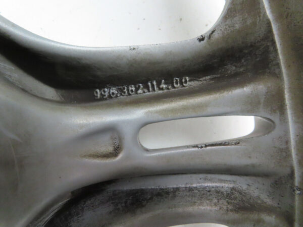 Porsche 911 996 16 Zoll Alufelge 99636211400  7 Jx16 ET40 – Bild 7
