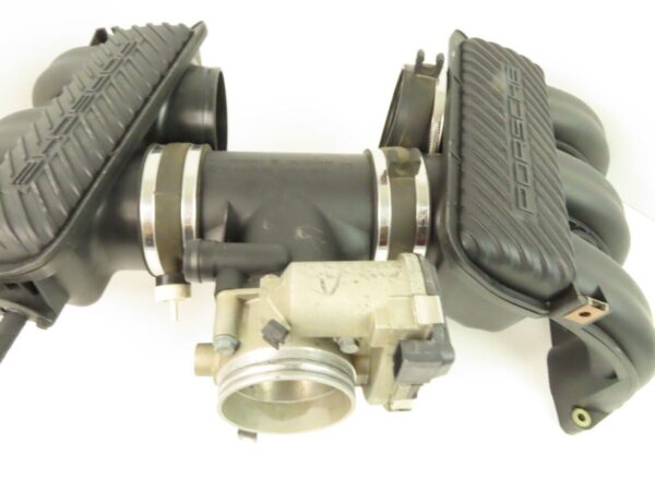 Porsche 911/ 996 Einspritzanlage  3,6L Drosselklappe Ansaugspinne am Motor – Bild 4