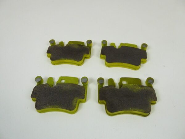 Porsche 911  996 GT3 Gelb  Pagid P90-02 Bremsbeläge Hinten  99635294890 NEU