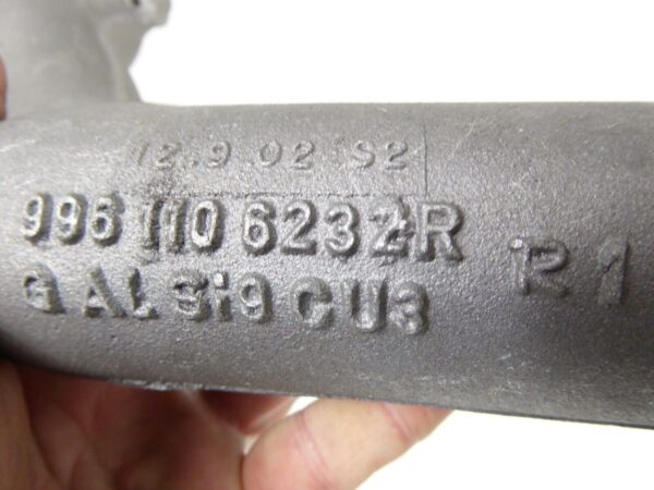 Porsche 911 996 Turbo GT2 Saugrohr Verteiler 9961106232R – Bild 3