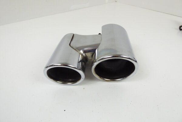 Porsche 911 997 Auspuffblende Blende Endrohre Auspuff  99711198121 Rechts