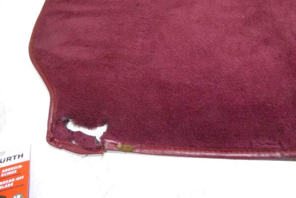 Porsche  928 Kofferraum Teppich Rot – Bild 6