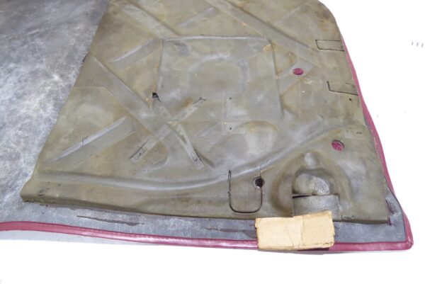 Porsche  928 Kofferraum Teppich Rot – Bild 8