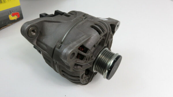 Porsche Boxster & Boxster-s 2.7 150 A Alternator Bosch 0986047140 Lichtmaschine