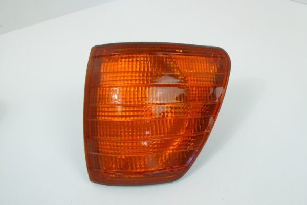 NEU NOS Mercedes-Benz S W116 1976 Vorne Links Blinker Licht 1305233001 – Bild 7