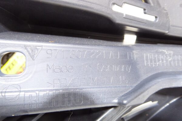 NEU Porsche Panamera Stoßstange  971807221AJ vorne ab 2016  971807221 AJ – Bild 9