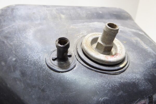 Nr. 8 Porsche 911  993 964 Tank Kraftstofftank Benzintank 96420102100 – Bild 11
