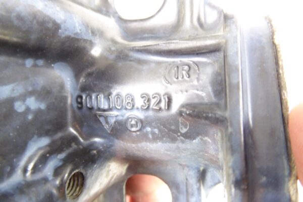 Original Porsche 911 2.0   Zenith Weber  Vergaser Ansaugstutzen 9011083211R – Bild 7