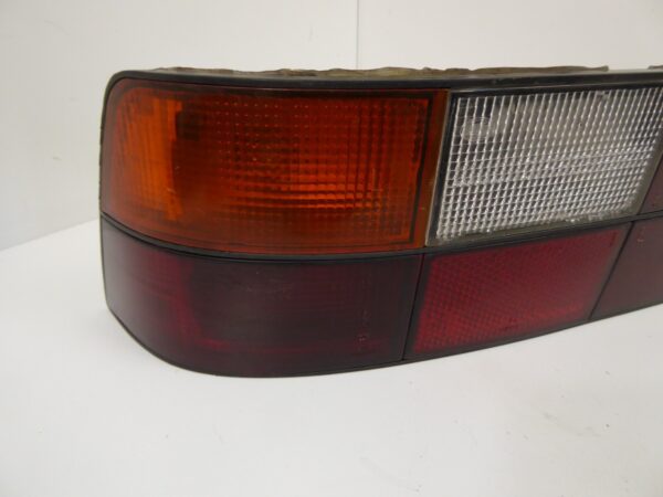 PORSCHE 924 944 RÜCKLICHT  Blinker 477945205 LINKS – Bild 4