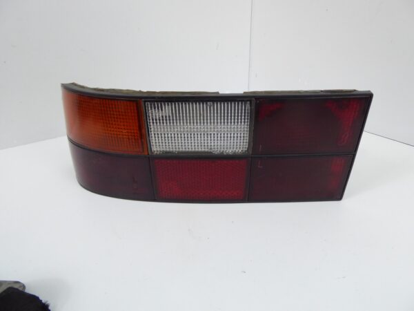 PORSCHE 924 944 RÜCKLICHT  Blinker 477945205 LINKS