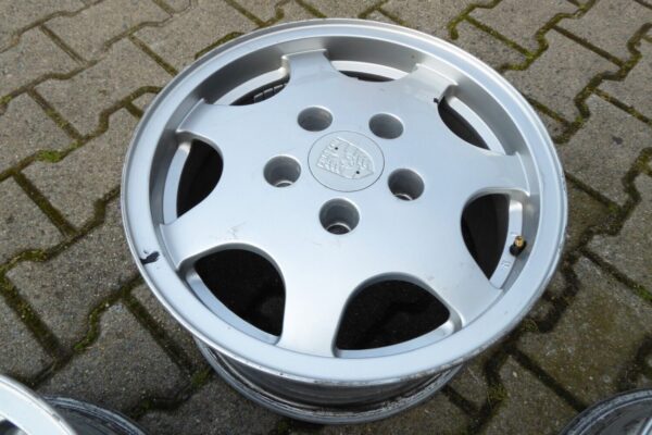 Porsche 911 964 944  16 Zoll ET52  96436211201 96436211601 Alufelgen Satz – Bild 10