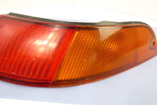 Porsche 911 993 Heckleuchte Rücklicht Blinker links rot/gelb 99363140300 – Bild 4