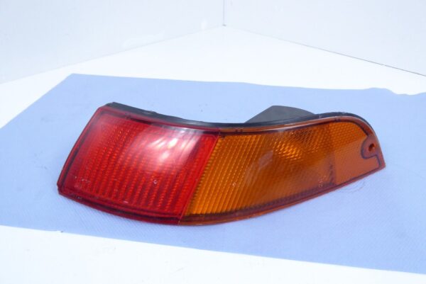 Porsche 911 993 Heckleuchte Rücklicht Blinker links rot/gelb 99363140300
