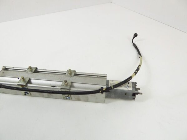 Porsche  911 996 Heckspoiler Antrieb Hydraulikantrieb 99651224100  Motorhaube – Bild 3