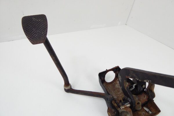 Porsche 911 F bis  2,7 Pedalerie Pedalwerk Original – Bild 5