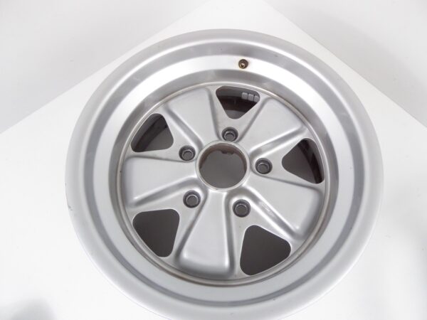 Porsche 911 Fuchs Felge    8J x 15 Zoll 91136102042 – Bild 3