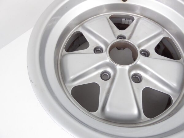 Porsche 911 Fuchs Felge    8J x 15 Zoll 91136102042 – Bild 7