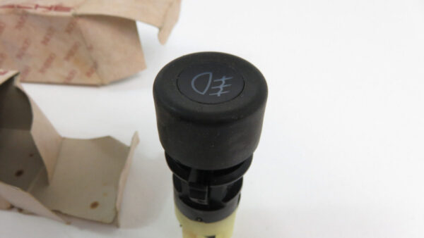 Porsche 928 Nebelscheinwerfer Schalter NEU  92861311100 – Bild 5