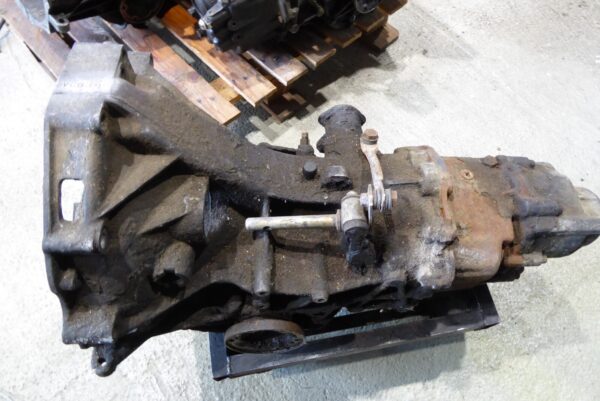 Porsche  944 924 Getriebe Schaltgetriebe V006129 – Bild 4
