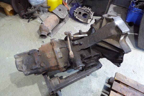 Porsche  944 924 Getriebe Schaltgetriebe V006129 – Bild 7