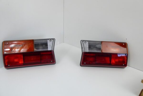 Rückleuchte NEU  NOS für den klassischen SAAB 99 Sedan bis 1984