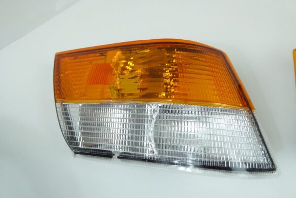 BLINKER  Saab 900 I Cabrio 2.0 Turbo 16V (B202S) 1991 4014916 NEU – Bild 4
