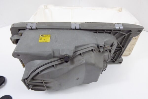 Mercedes-Benz W123 C123 S BOSCH Scheinwerfer H4 1238201959 links – Bild 10