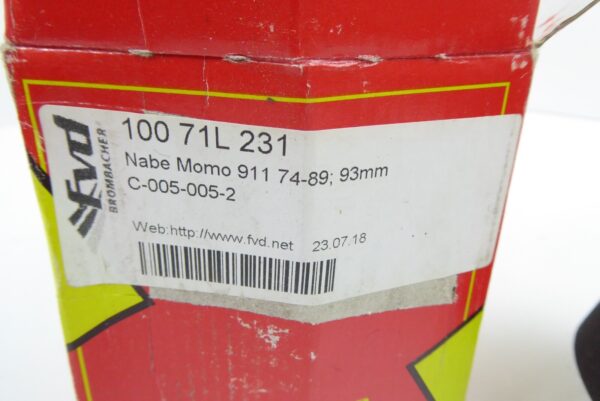 NEU Porsche 911  Momo Lenkrad Nabe 17mm – Bild 3