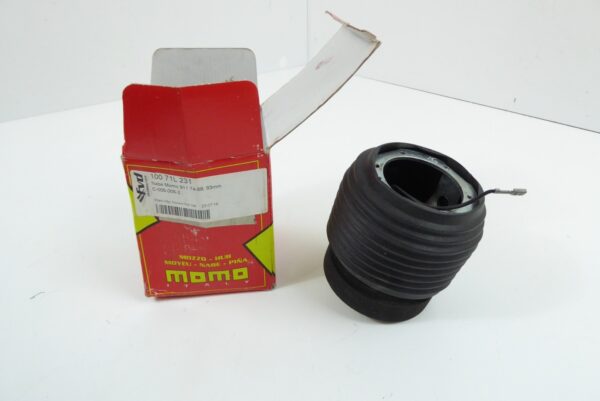 NEU Porsche 911  Momo Lenkrad Nabe 17mm