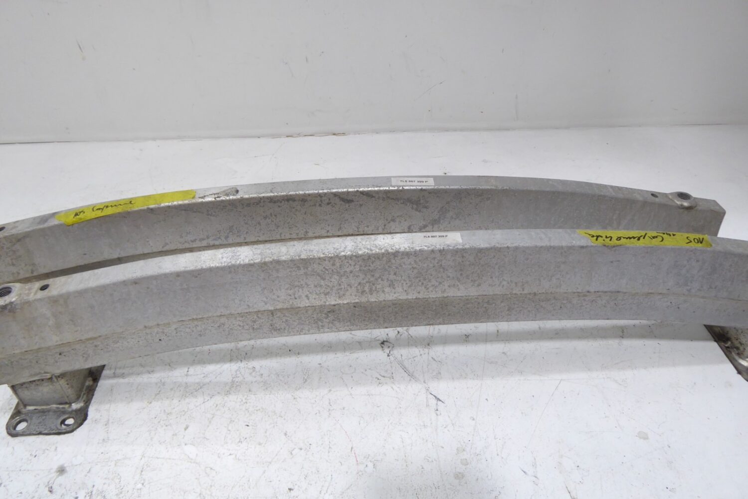 PORSCHE Cayenne 7L5807309P Steg Stoßstange Hinten